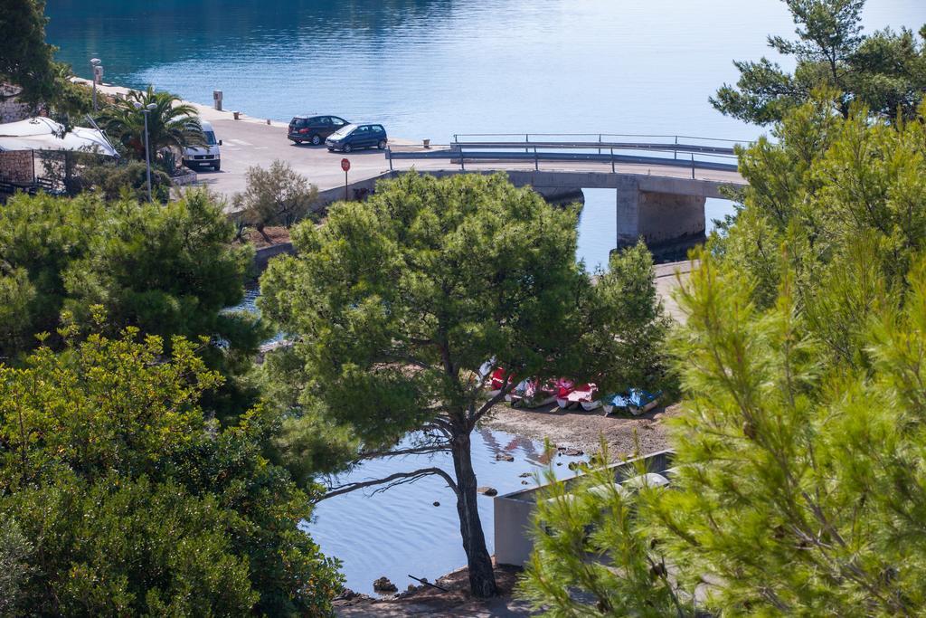 Lastovo Apartments Bruna מראה חיצוני תמונה
